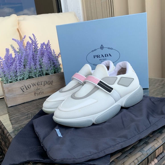 Prada💥authentic 💥 - Picture 2 of 8